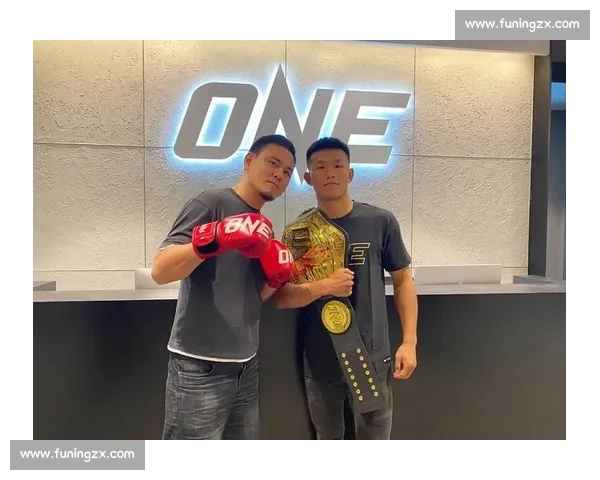 巅峰格斗瞬间解析MMA选手对决技巧与胜负奥秘 - 副本 (2) - 副本 巅峰格斗瞬间解析MMA选手对决技巧与胜负奥秘 - 副本 (2) - 副本