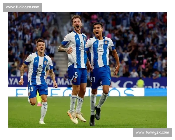 西甲联赛发展历程与西班牙足球辉煌成就解析 - 副本 - 副本 - 副本